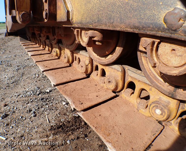 image for item MF9399 1979 Caterpillar D6D  dozer