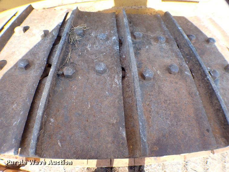 image for item MF9399 1979 Caterpillar D6D  dozer