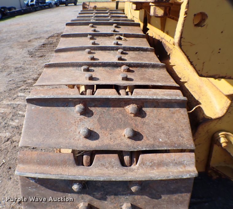 image for item MF9399 1979 Caterpillar D6D  dozer