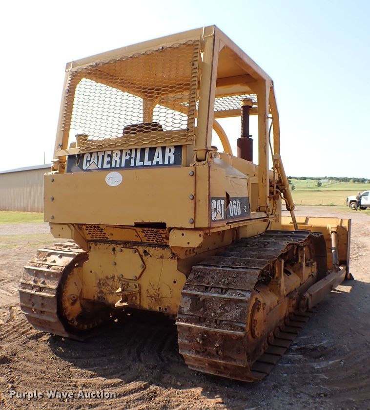 image for item MF9400 1979 Caterpillar D6D  dozer