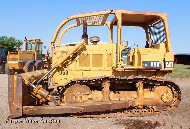 image for item MF9400 1979 Caterpillar D6D  dozer