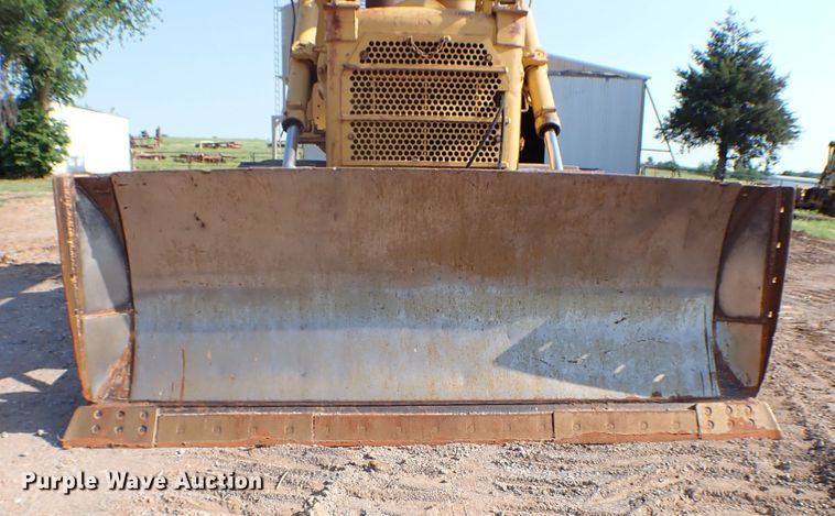 image for item MF9400 1979 Caterpillar D6D  dozer