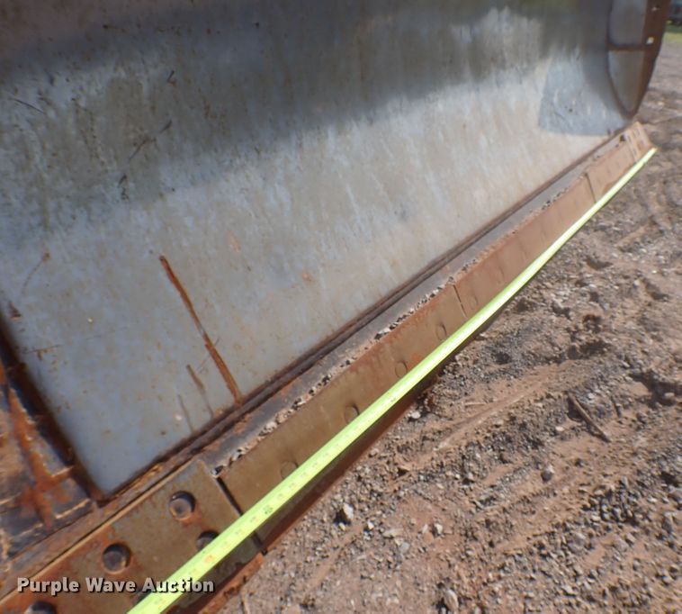 image for item MF9400 1979 Caterpillar D6D  dozer