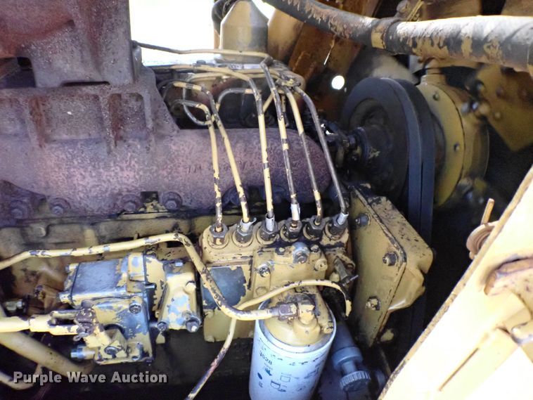 image for item MF9400 1979 Caterpillar D6D  dozer