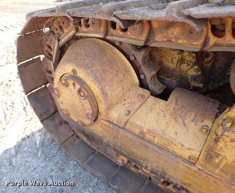 image for item MF9400 1979 Caterpillar D6D  dozer