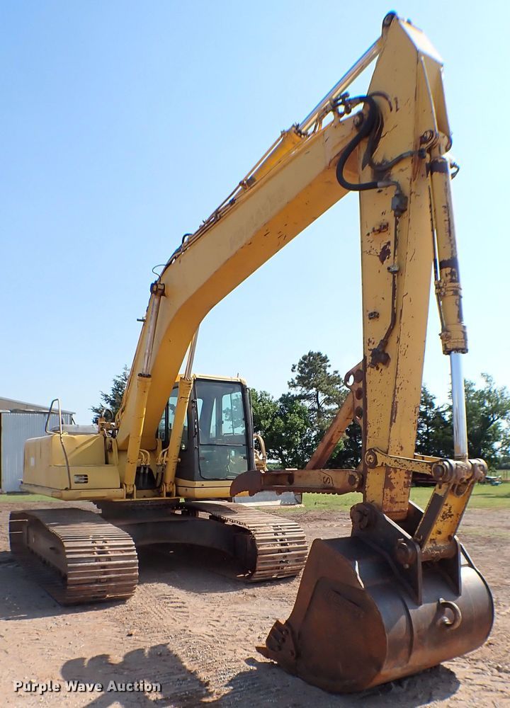 image for item MF9401 1999 Komatsu PC200LC-6  excavator