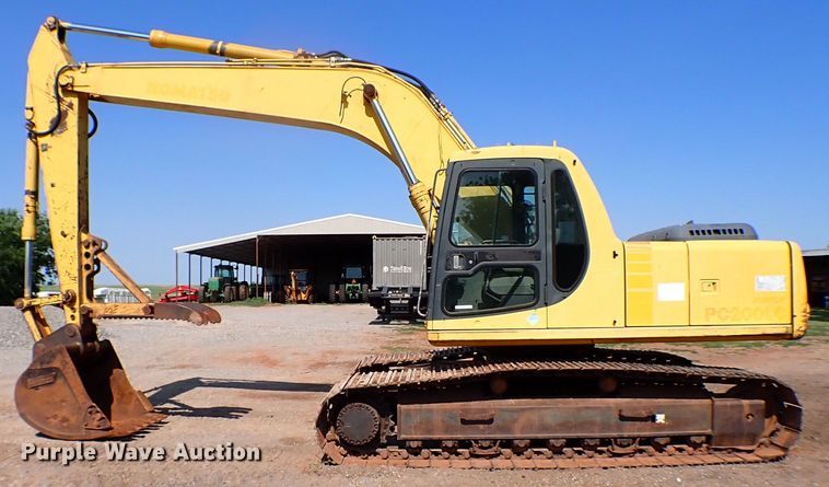image for item MF9401 1999 Komatsu PC200LC-6  excavator