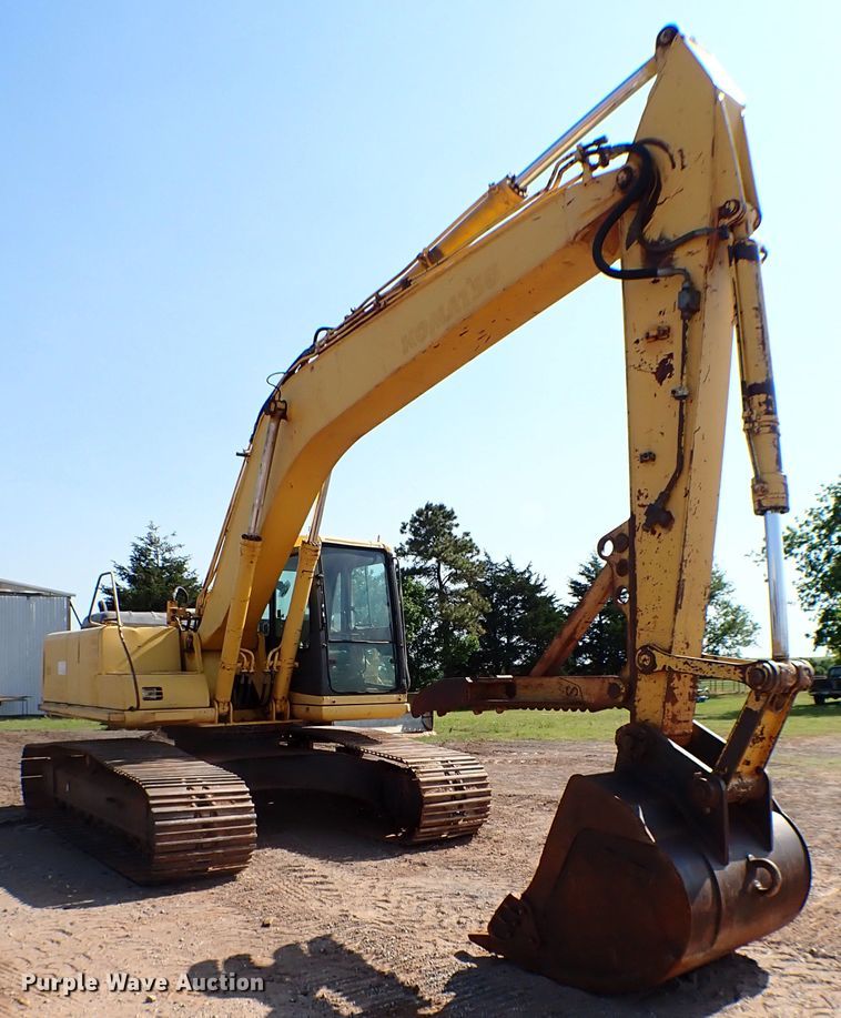 image for item MF9401 1999 Komatsu PC200LC-6  excavator