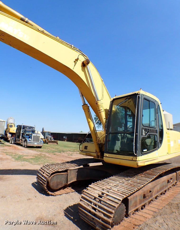 image for item MF9401 1999 Komatsu PC200LC-6  excavator