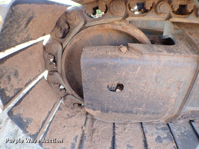 image for item MF9401 1999 Komatsu PC200LC-6  excavator