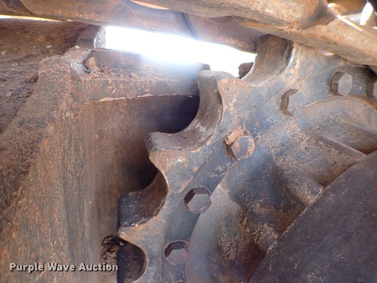 image for item MF9401 1999 Komatsu PC200LC-6  excavator