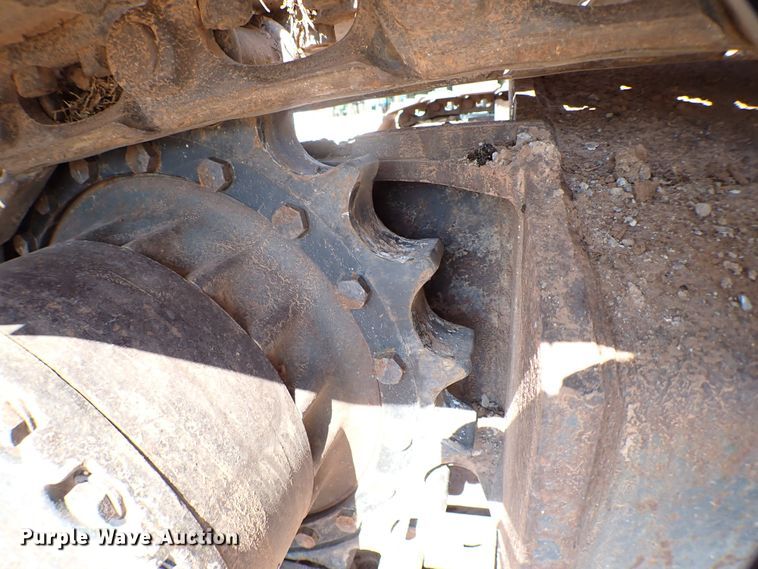 image for item MF9401 1999 Komatsu PC200LC-6  excavator