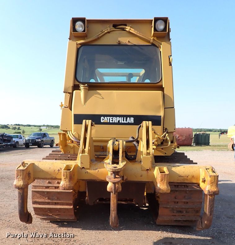 image for item MF9403 1985 Caterpillar D6D  dozer