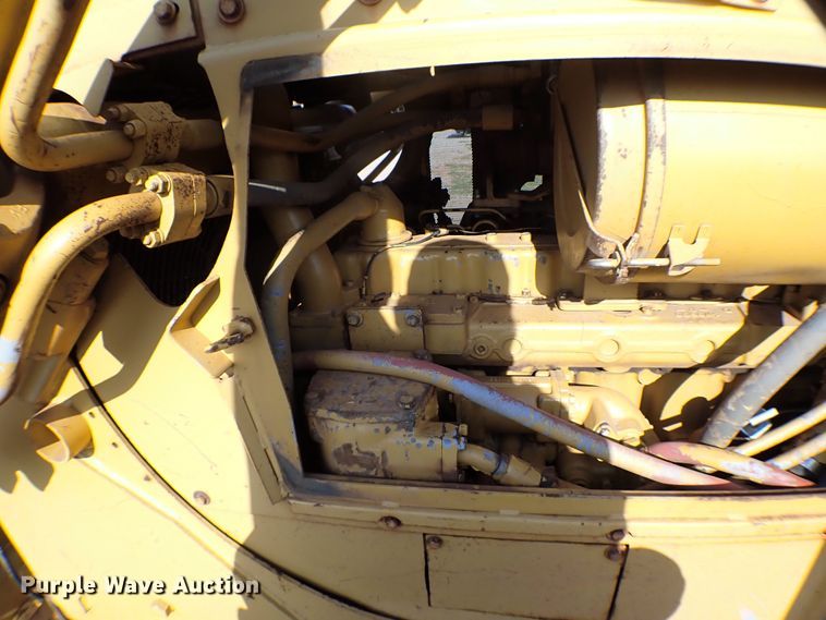 image for item MF9403 1985 Caterpillar D6D  dozer