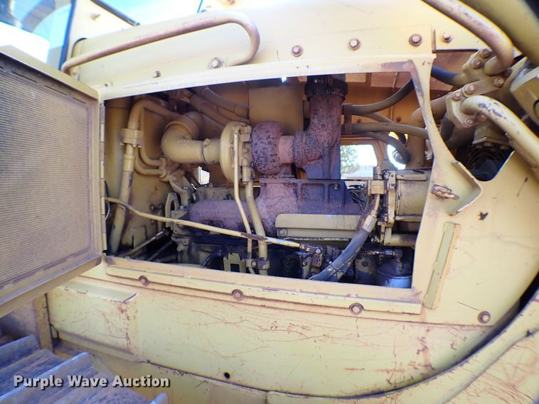 image for item MF9403 1985 Caterpillar D6D  dozer