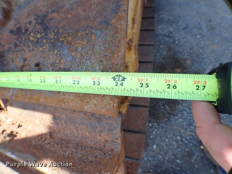 image for item MF9403 1985 Caterpillar D6D  dozer