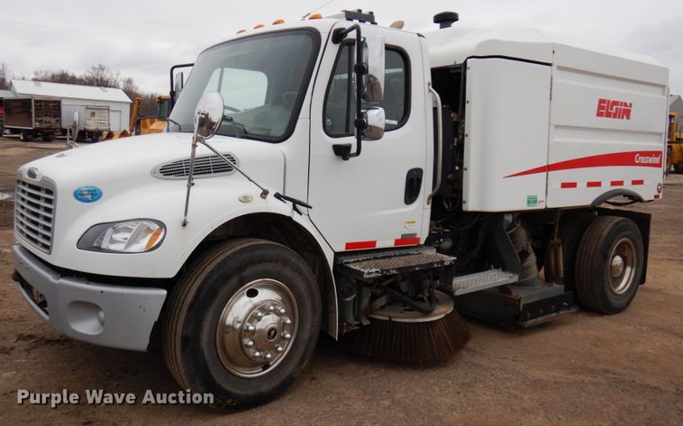 image for item MF9555 2008 Freightliner M2 106  street sweeper truck