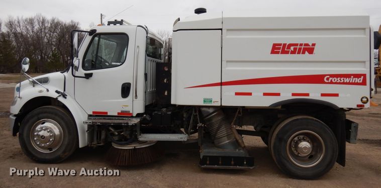 image for item MF9555 2008 Freightliner M2 106  street sweeper truck