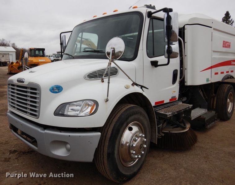 image for item MF9555 2008 Freightliner M2 106  street sweeper truck