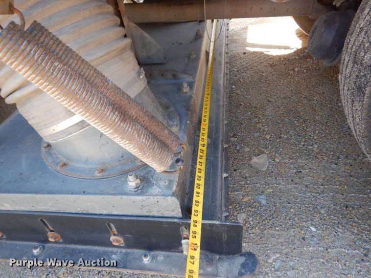 image for item MF9555 2008 Freightliner M2 106  street sweeper truck