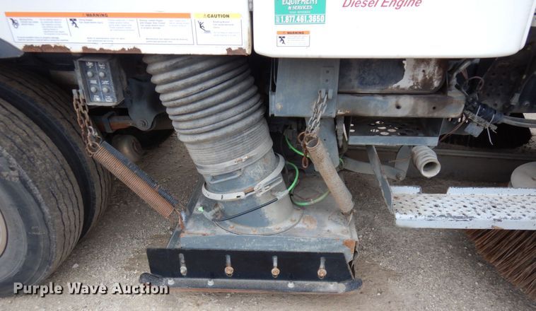 image for item MF9555 2008 Freightliner M2 106  street sweeper truck