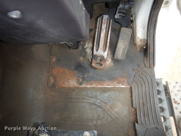 image for item MF9555 2008 Freightliner M2 106  street sweeper truck