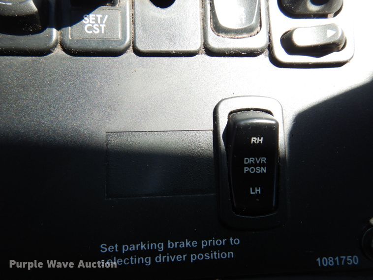 image for item MF9555 2008 Freightliner M2 106  street sweeper truck