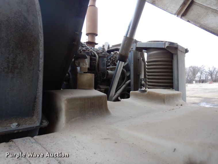 image for item MF9555 2008 Freightliner M2 106  street sweeper truck