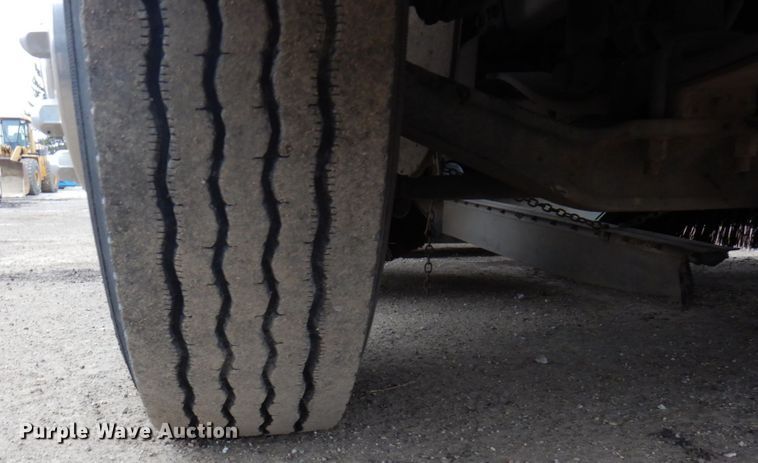 image for item MF9555 2008 Freightliner M2 106  street sweeper truck