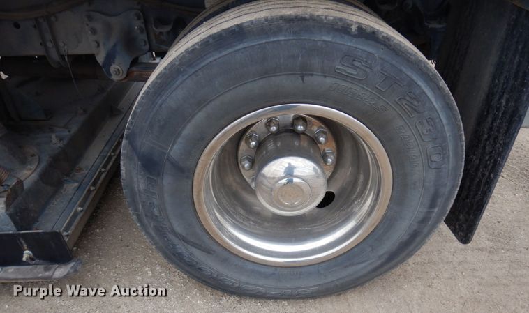 image for item MF9555 2008 Freightliner M2 106  street sweeper truck