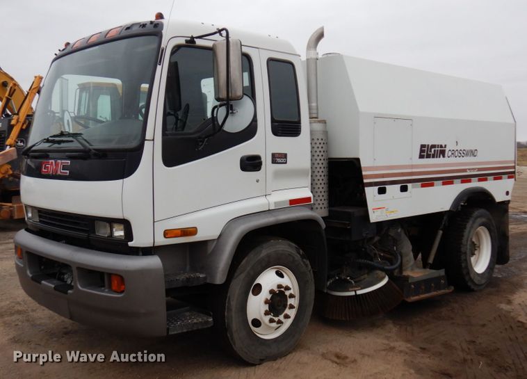 image for item MF9556 1998 GMC T7500  street sweeper truck