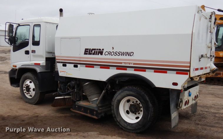 image for item MF9556 1998 GMC T7500  street sweeper truck