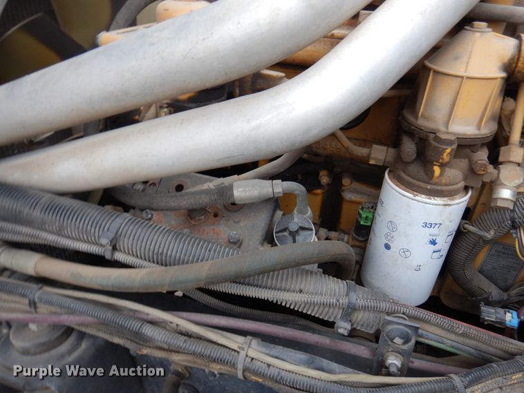 image for item MF9556 1998 GMC T7500  street sweeper truck