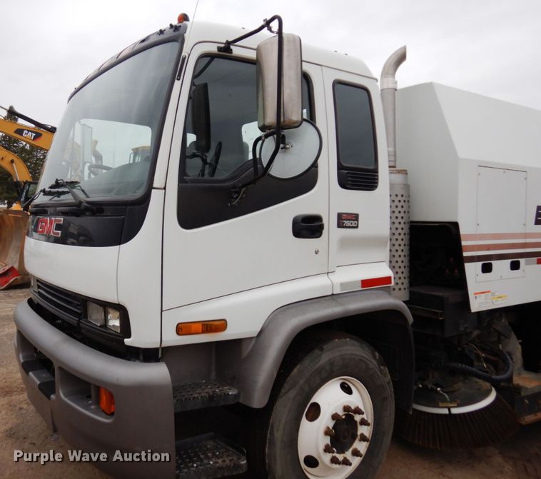 image for item MF9556 1998 GMC T7500  street sweeper truck