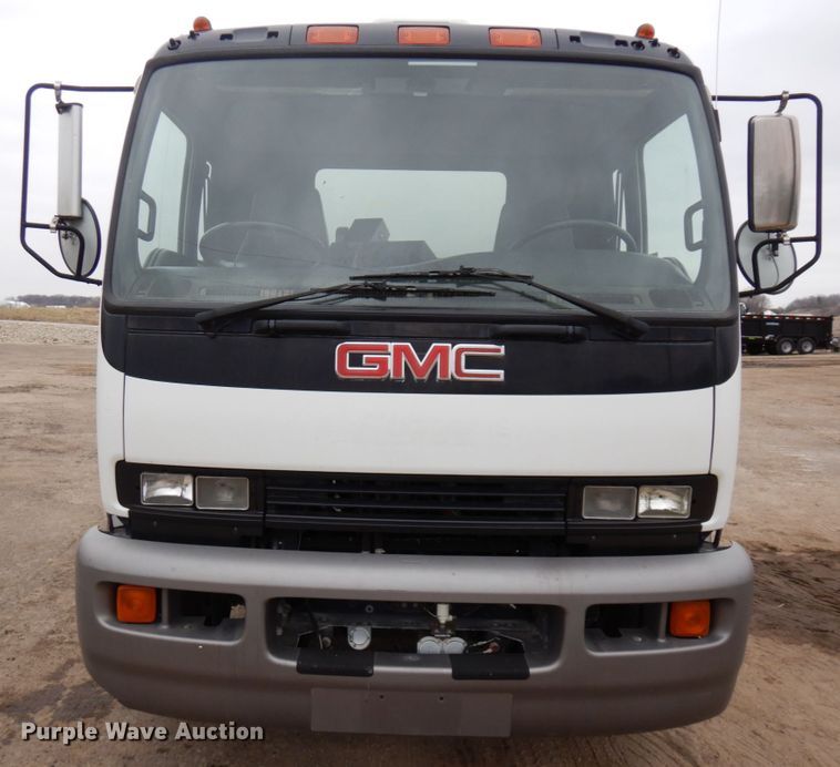 image for item MF9556 1998 GMC T7500  street sweeper truck