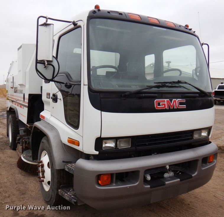 image for item MF9556 1998 GMC T7500  street sweeper truck