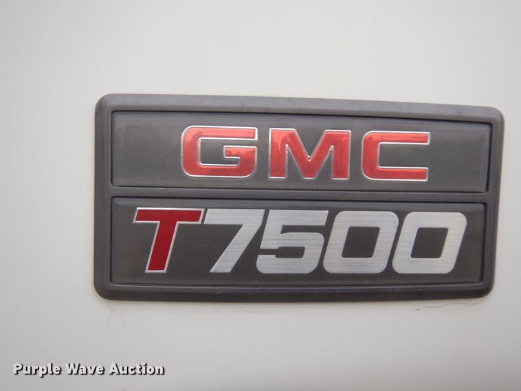 image for item MF9556 1998 GMC T7500  street sweeper truck