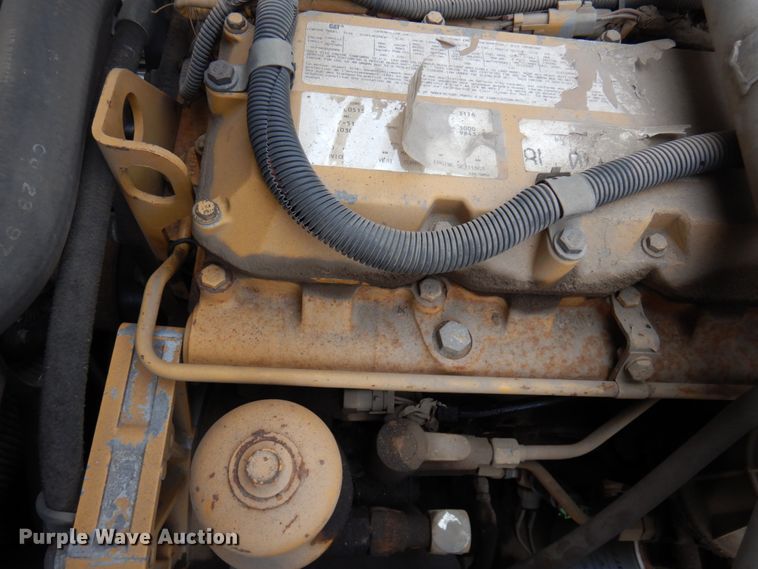 image for item MF9556 1998 GMC T7500  street sweeper truck