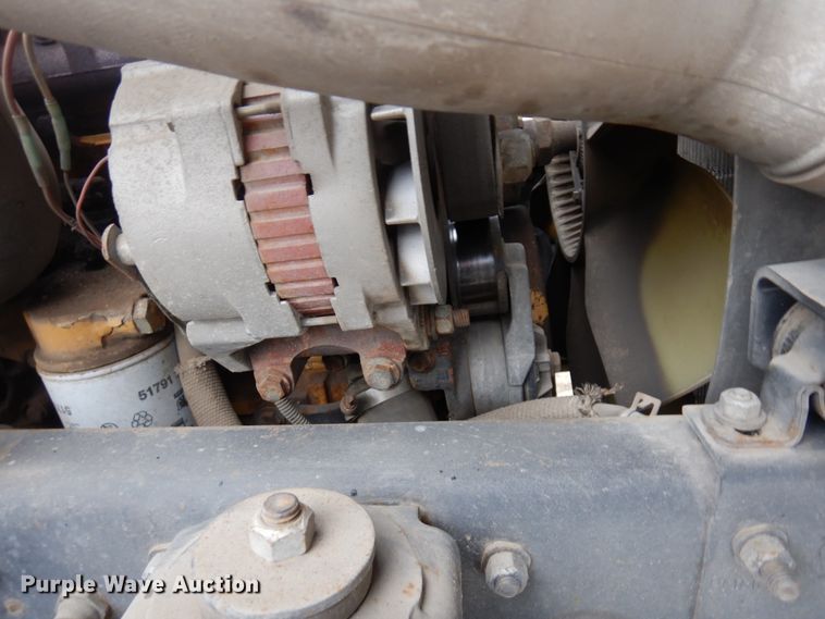 image for item MF9556 1998 GMC T7500  street sweeper truck