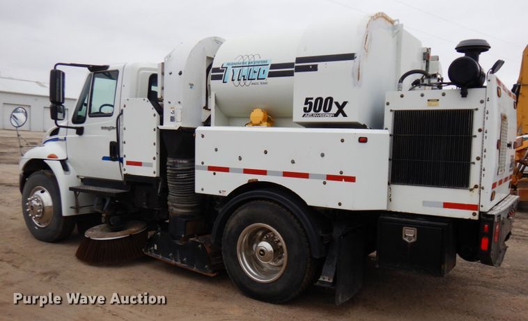 image for item MF9557 2010 International DuraStar 4300  street sweeper truck