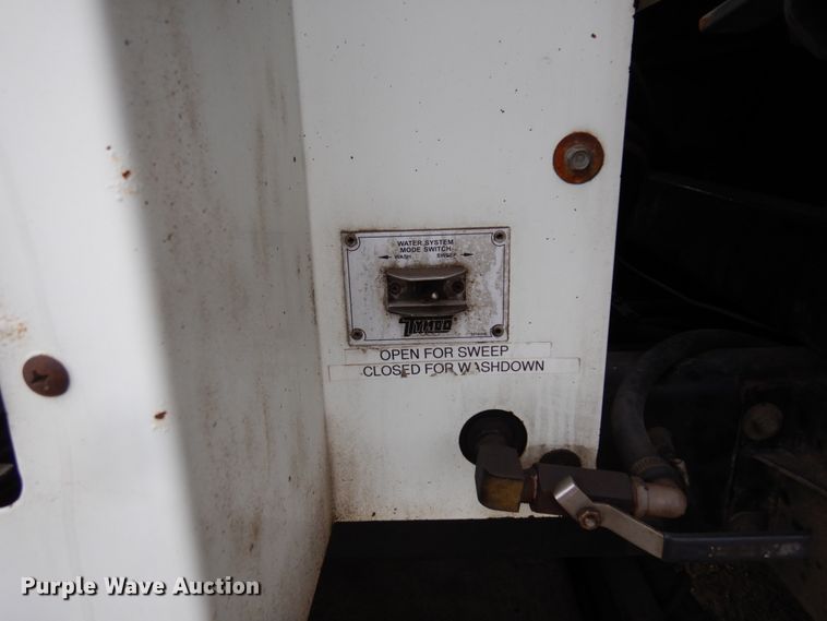 image for item MF9557 2010 International DuraStar 4300  street sweeper truck