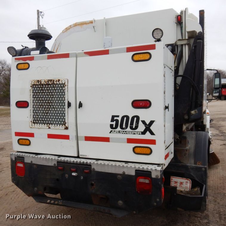 image for item MF9557 2010 International DuraStar 4300  street sweeper truck