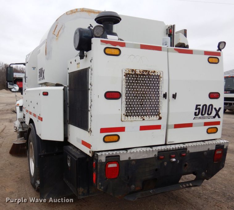 image for item MF9557 2010 International DuraStar 4300  street sweeper truck