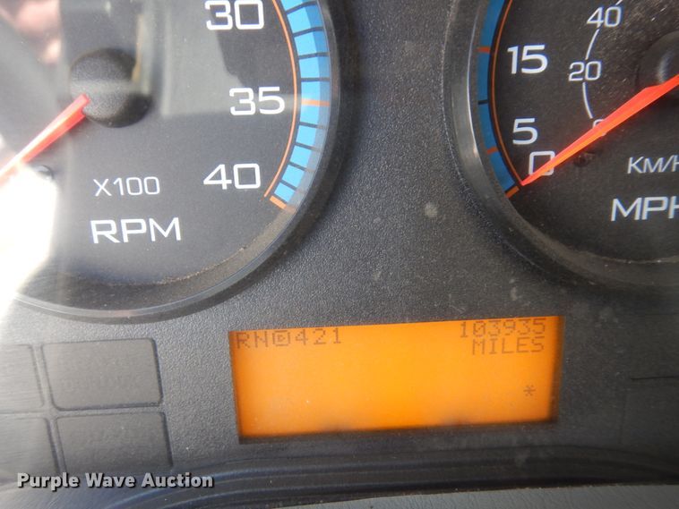 image for item MF9557 2010 International DuraStar 4300  street sweeper truck