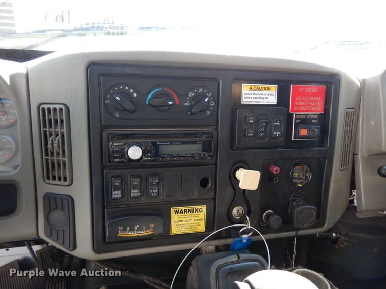 image for item MF9557 2010 International DuraStar 4300  street sweeper truck