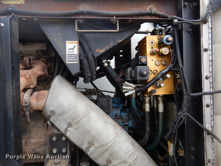 image for item MF9557 2010 International DuraStar 4300  street sweeper truck