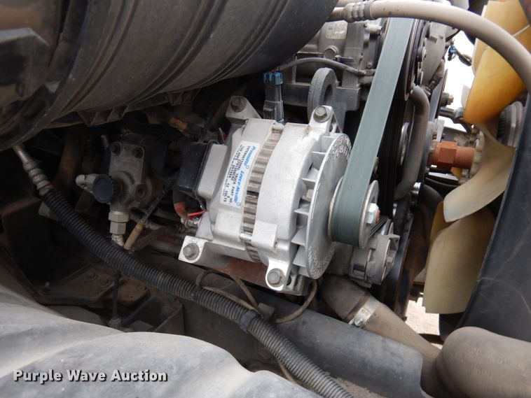 image for item MF9557 2010 International DuraStar 4300  street sweeper truck