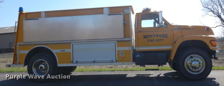 image for item MF9594 1997 Ford F700  pumper fire truck