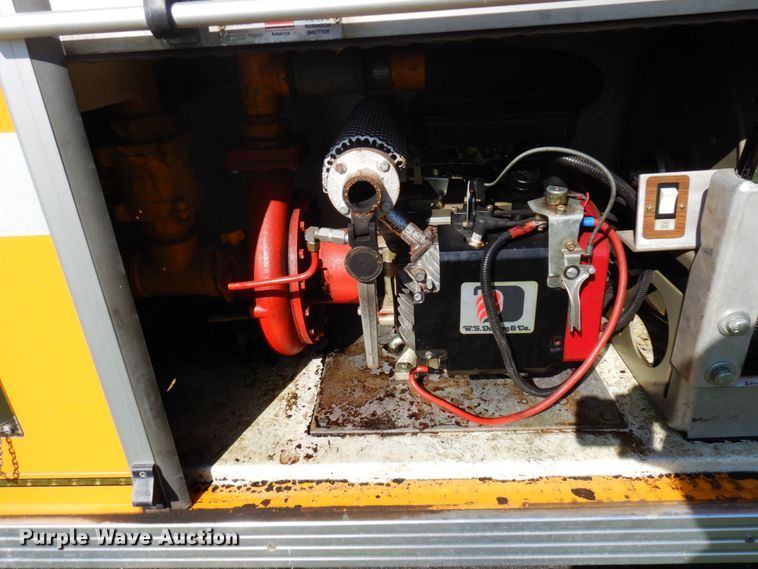 image for item MF9594 1997 Ford F700  pumper fire truck