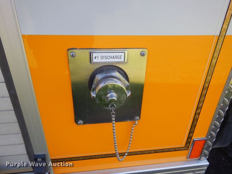 image for item MF9594 1997 Ford F700  pumper fire truck